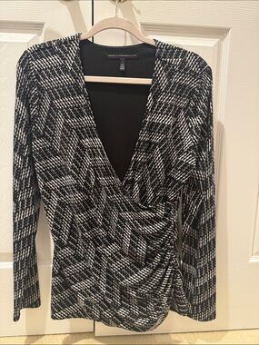 White House Black Market Black & White Draped V-Neck Long Sleeve Dress